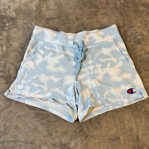 Champion Women's Light Blue Cloud Shorts

#1333
